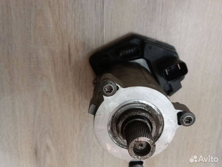 Сервопривод (моторчик) рулевой рейки на jaguar