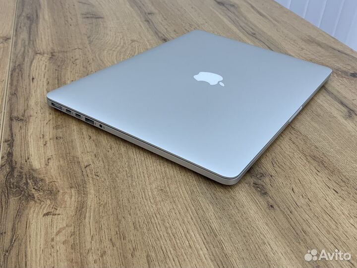 MacBook Pro 15 Retina i7/8/256 Gb + Photoshop