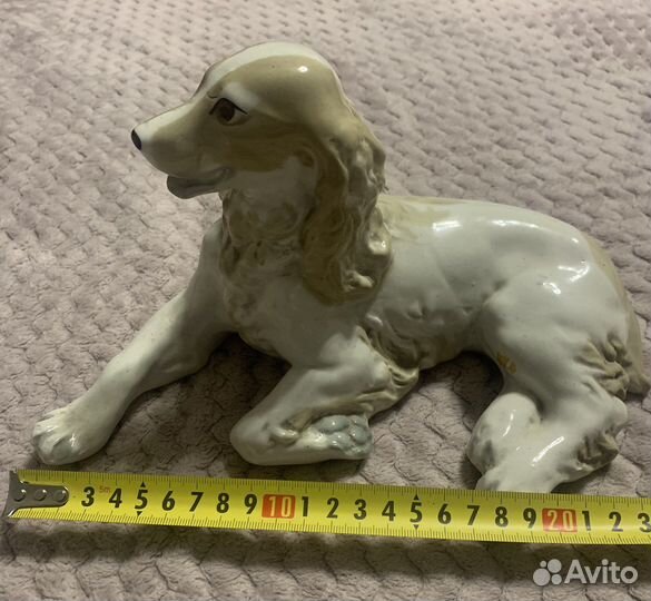 Статуэтка собаки 