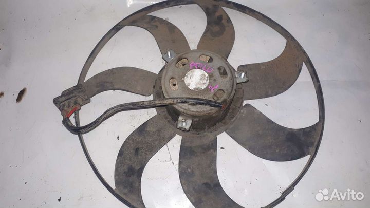 Volkswagen Polo sedan вентилятор охлаждения