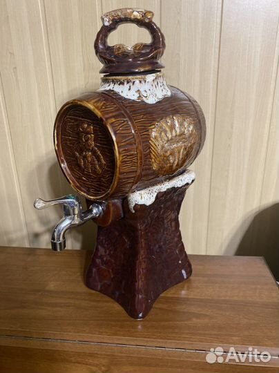 Продам пивной бочонок с краном