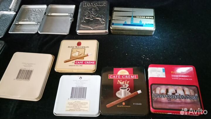 Портсигары, сигаретницы жестяные коробки