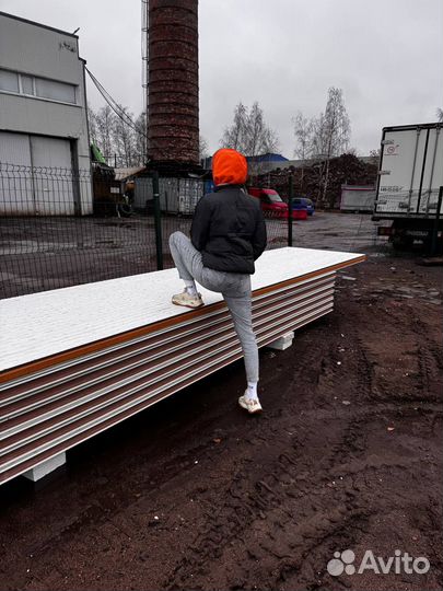 Сэндвич панели новые RAL9010