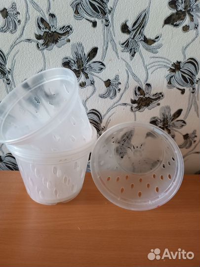 Пластиковые кашпо