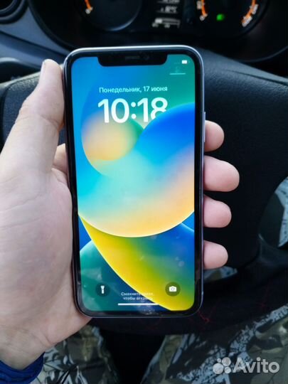 iPhone 11, 64 ГБ