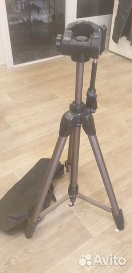 Штатив для фотоаппарата профессиональный