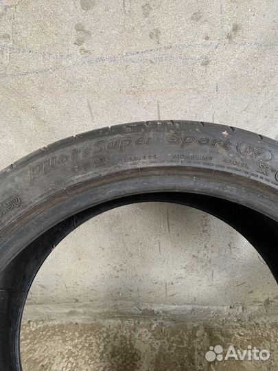 Michelin Pilot Super Sport 295/35 R20