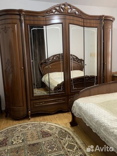 Спальный гарнитур в хорошем состоянии