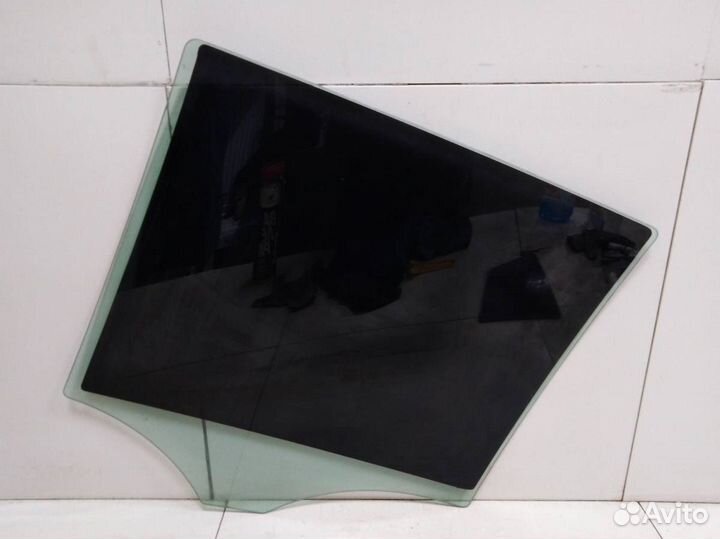 Стекло двери задней правой Mercedes-Benz ML-Class