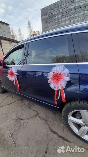 Прокат свадебных украшений на машину