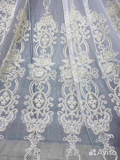 Тюль люкс цвета мягкое золото. Новый