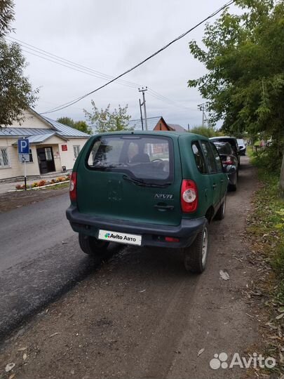 Chevrolet Niva 1.7 МТ, 2004, 2 000 км