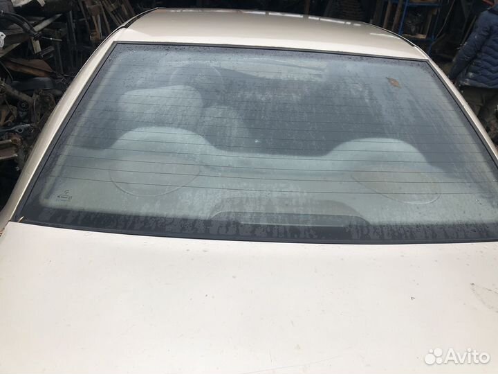Заднее стекло на иран саманд