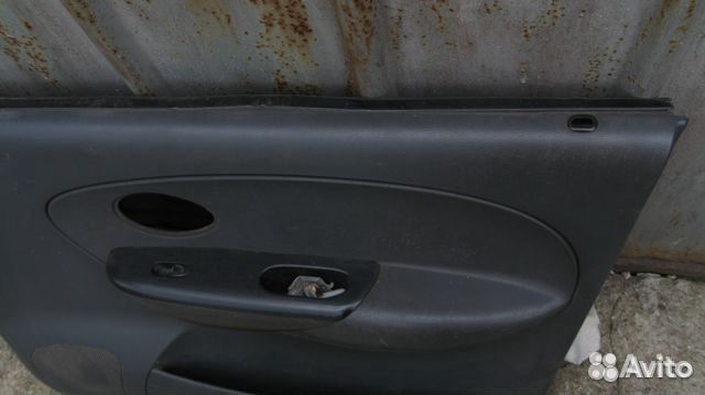 Обшивка передней правой двери на матиз