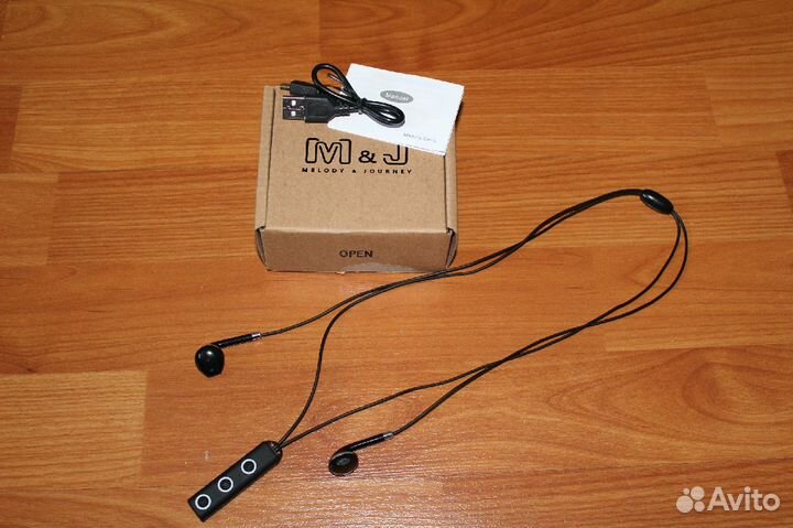 Беспроводные наушники M&J