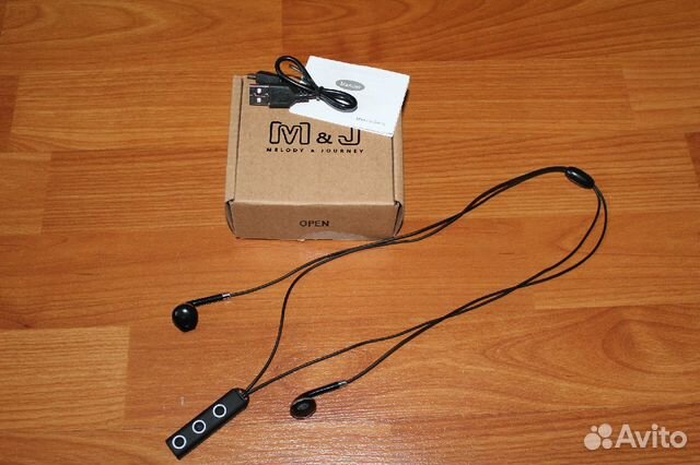 Беспроводные наушники M&J