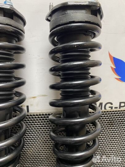 Новый амортизатор передний Mercedes ML GLE 166