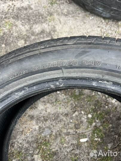 Bridgestone Alenza 001 235/45 R18