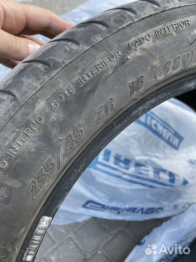 Michelin Pilot Sport 3 235/45 R18 98Y