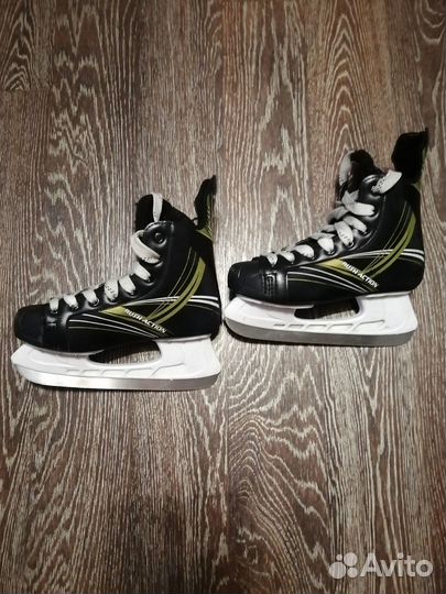 Коньки хоккейные детские