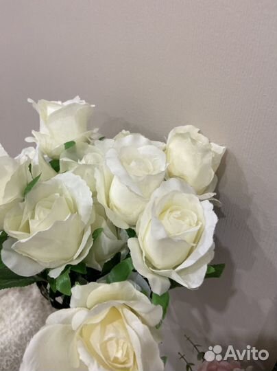 Белые розы букет