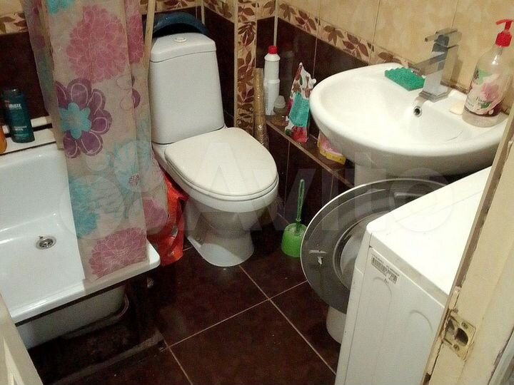 2-к. квартира, 33 м², 1/3 эт.