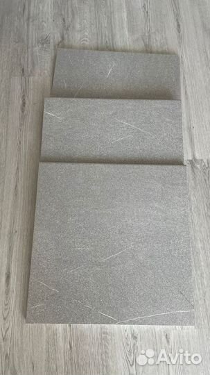 Столешницы новые, три штуки, размер 60х60