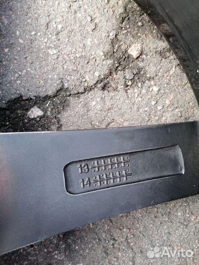 Adistar Tourking XS01 225/35 R19 и 245/35 R19 26L