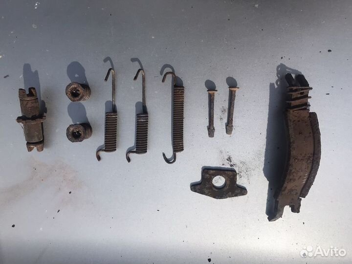 Комплект механизма задних колодок Kia Carnival