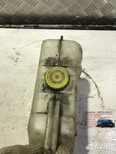 Бачок расширительный Ниссан Альмера Н16 Almera N16