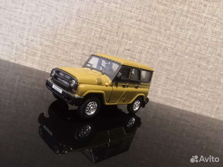 УАЗ Hunter 1/43 Модель автомобиля