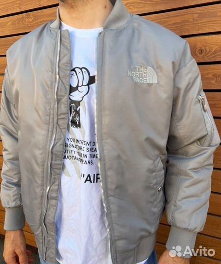 Бомбер the north face