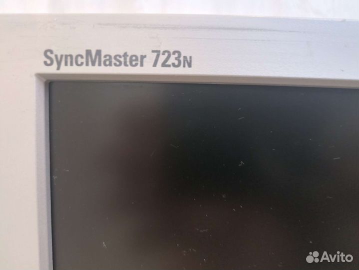 Монитор Samsung syncmaster 723n