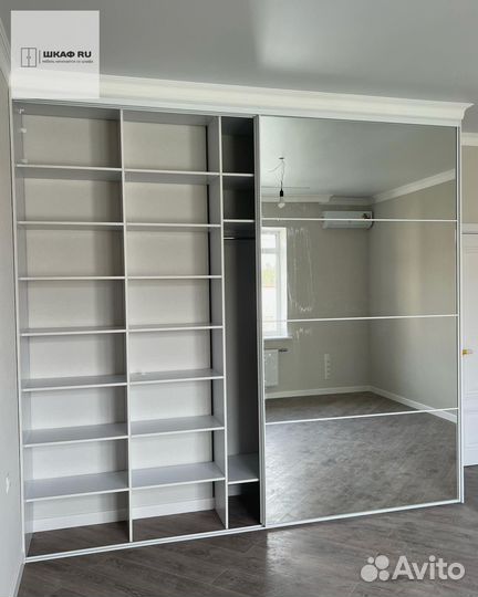 Шкаф стильный