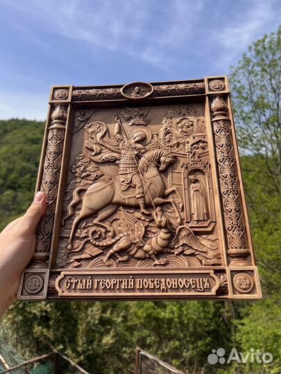 Икона Георгий Победоносец резная из дерева