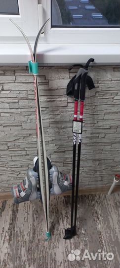 Продам комплект лижи, палки, ботинки 2 пары