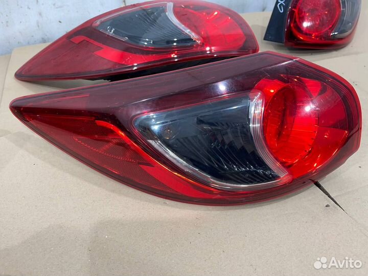 Фонарь левый LED Mazda CX5 Рестайл без дефтекта