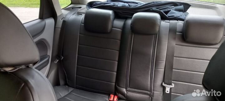 Ford Focus 1.8 МТ, 2008, 260 370 км