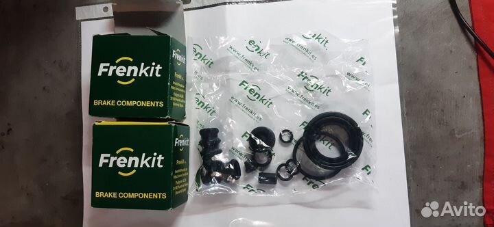 Пыльники поршня заднего суппорта Форд Мондео 4