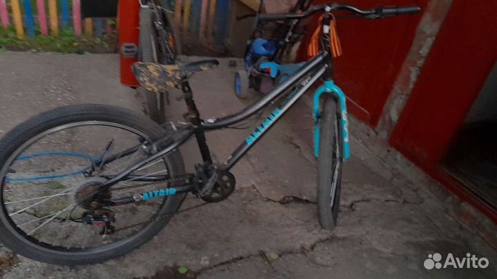 Велосипед бу altair