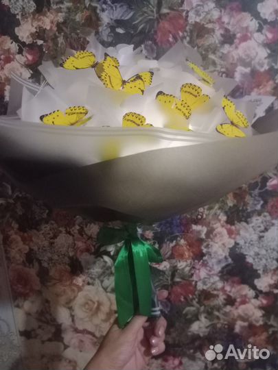 Букет из бабочек в наличии