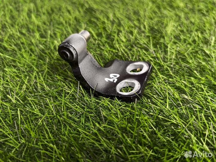 Петля двери Maserati Levante 3.0 diesel 2022