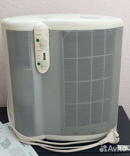 Очиститель воздуха c ионизатором DeLonghi DAP 70