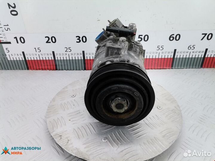 Компрессор кондиционера BMW 3 F30/F31/F34 2011