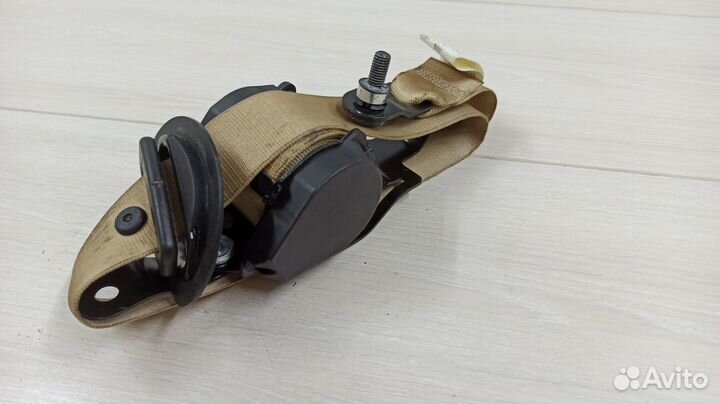 Ремень безопасности задний бежевый BMW X5 E70