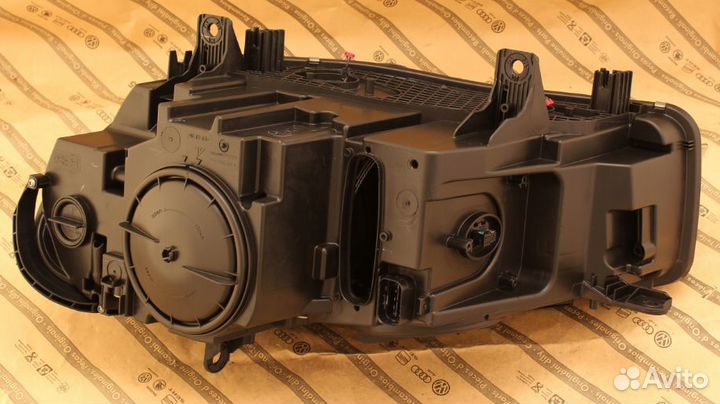 Фара правая BMW X5 F15 X6 F16 13-18 BI-xenon