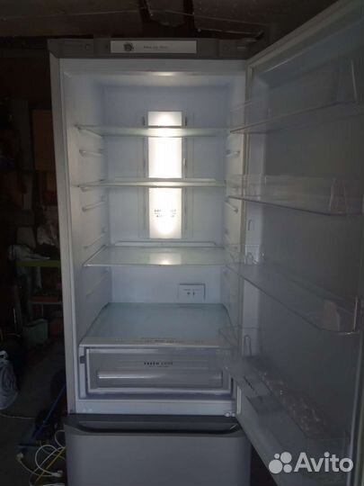 Холодильник, состояние нового