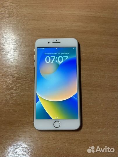 iPhone 8 Plus, 64 ГБ