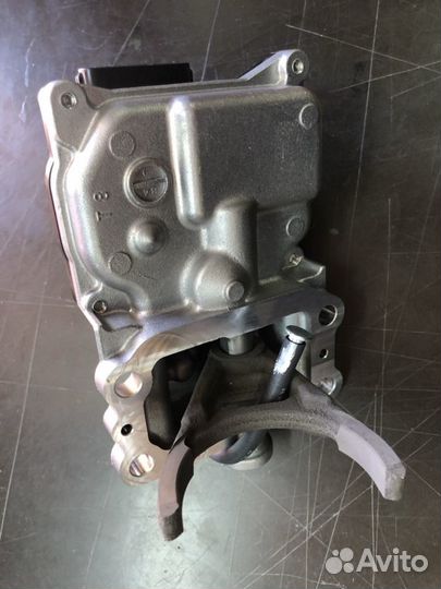 Актуатор переднего моста оригинал hilux