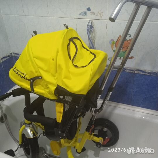 Велосипед трехколесный lamborghini